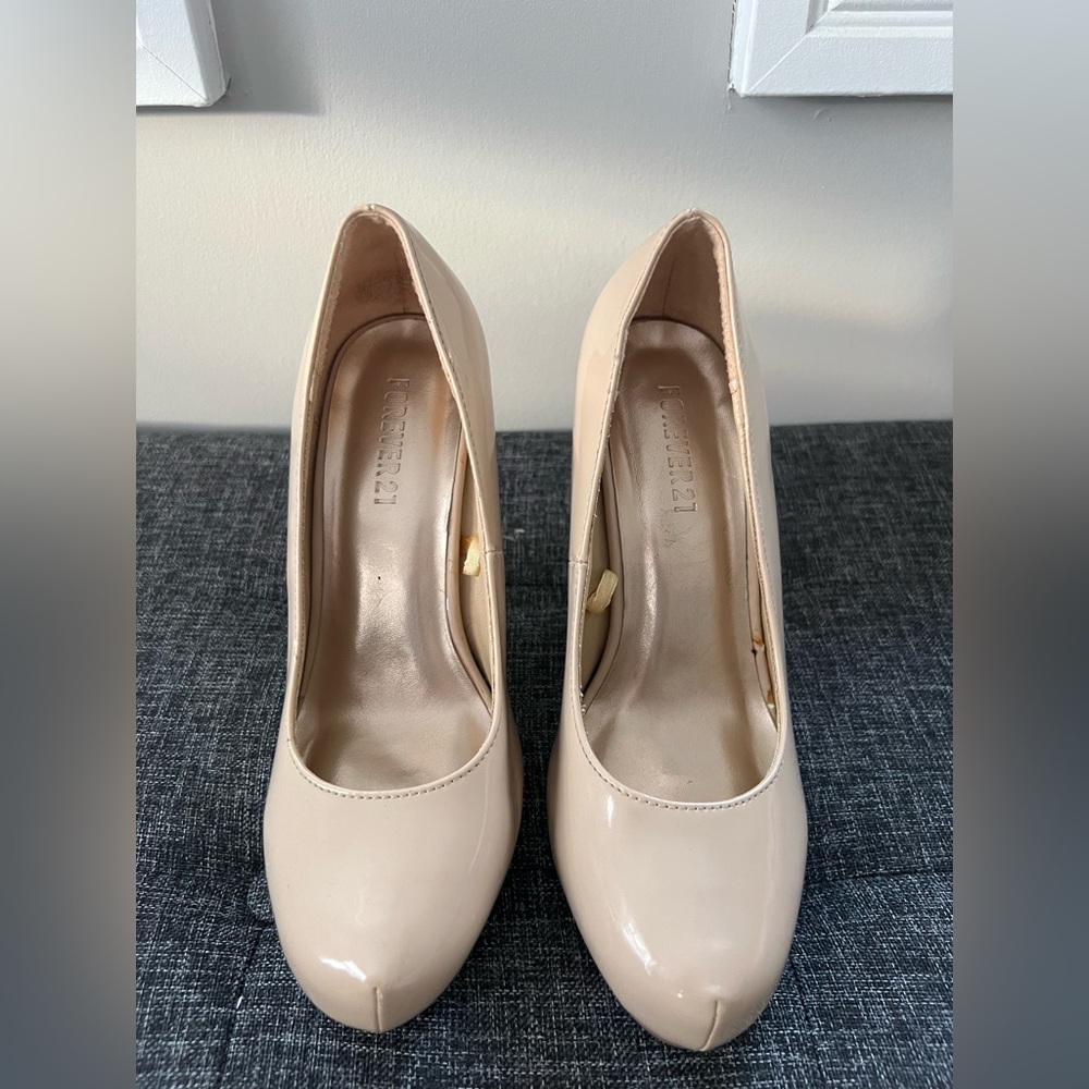 Forever 21 neutral color heels